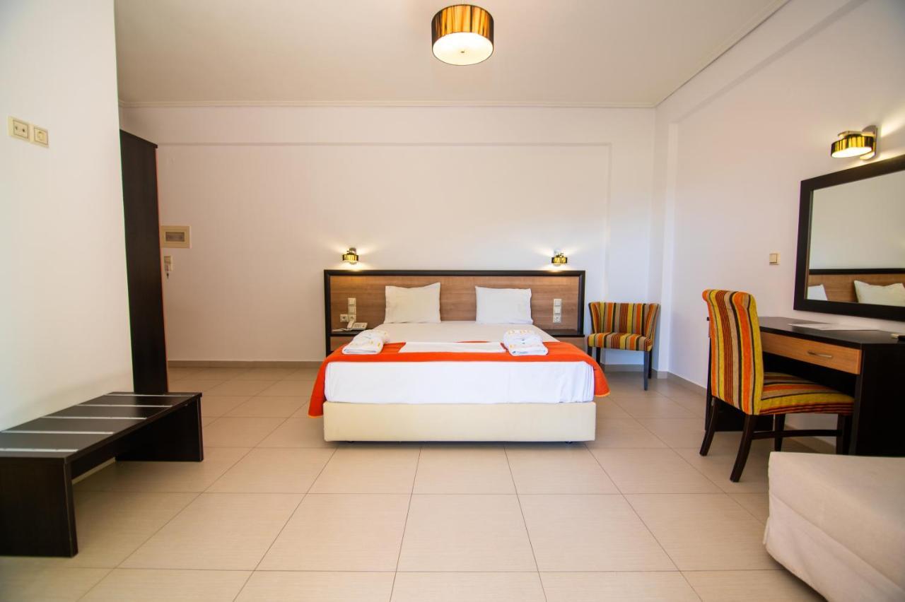 Riviera Perdika Hotel Esterno foto